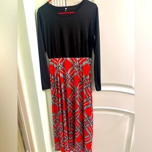 NEW Plaid Black/Red Maxi Dress